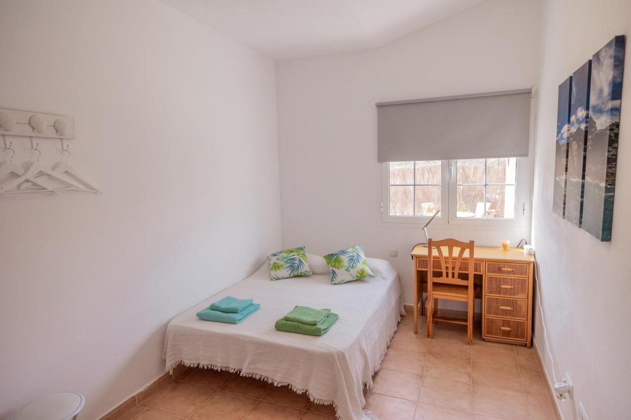 Casa Amaya - Spacious House With Pool, Large Garden, Bbq, 2 Terraces, And Ideal Location El Charco  Exterior foto